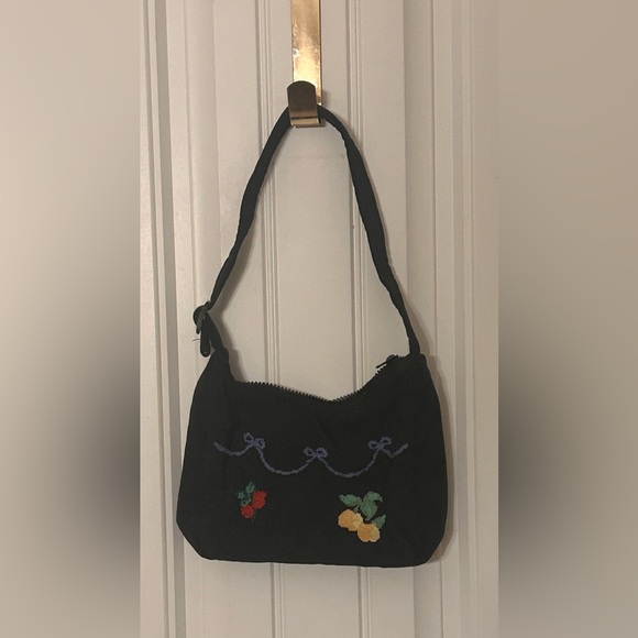 Amazon Handbags - Black Nylon shoulder bag inspired baggu